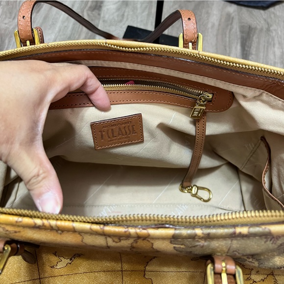 Alviero Tote Bag - Picture 6 of 6